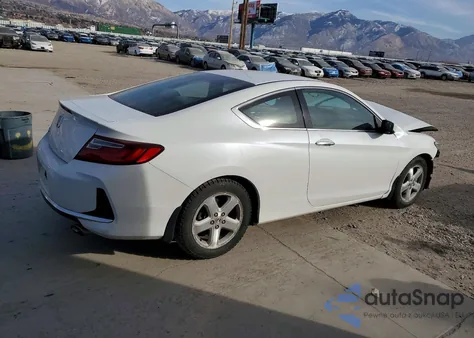 2017 Honda Accord Lx-S z USA, uszkodzony, nr VIN 1HGCT1B31HA000355